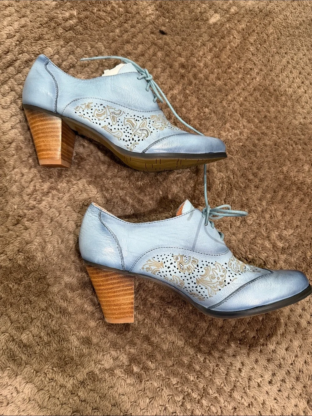 NEW L'ARTISTE Agila Sky Blue Lace-Up heels